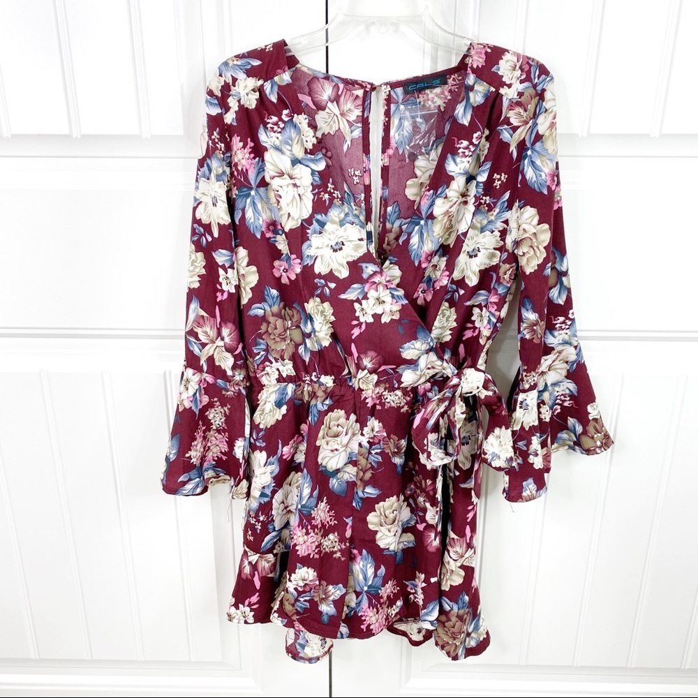 Modcloth CALS Burgundy Floral Bell Sleeve Romper M